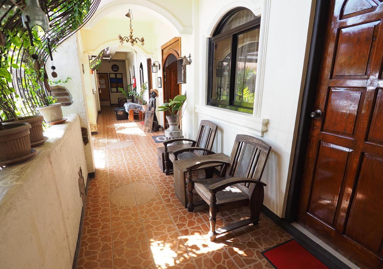 Balay Travel Lodge Paoay Esterno foto